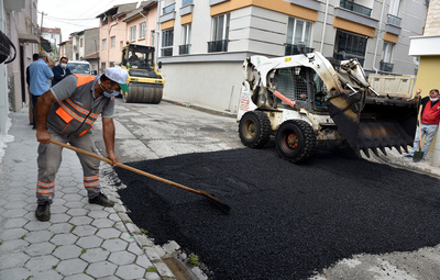 YOL VE KALDIRIM ÇALIŞMALARI SÜRÜYOR